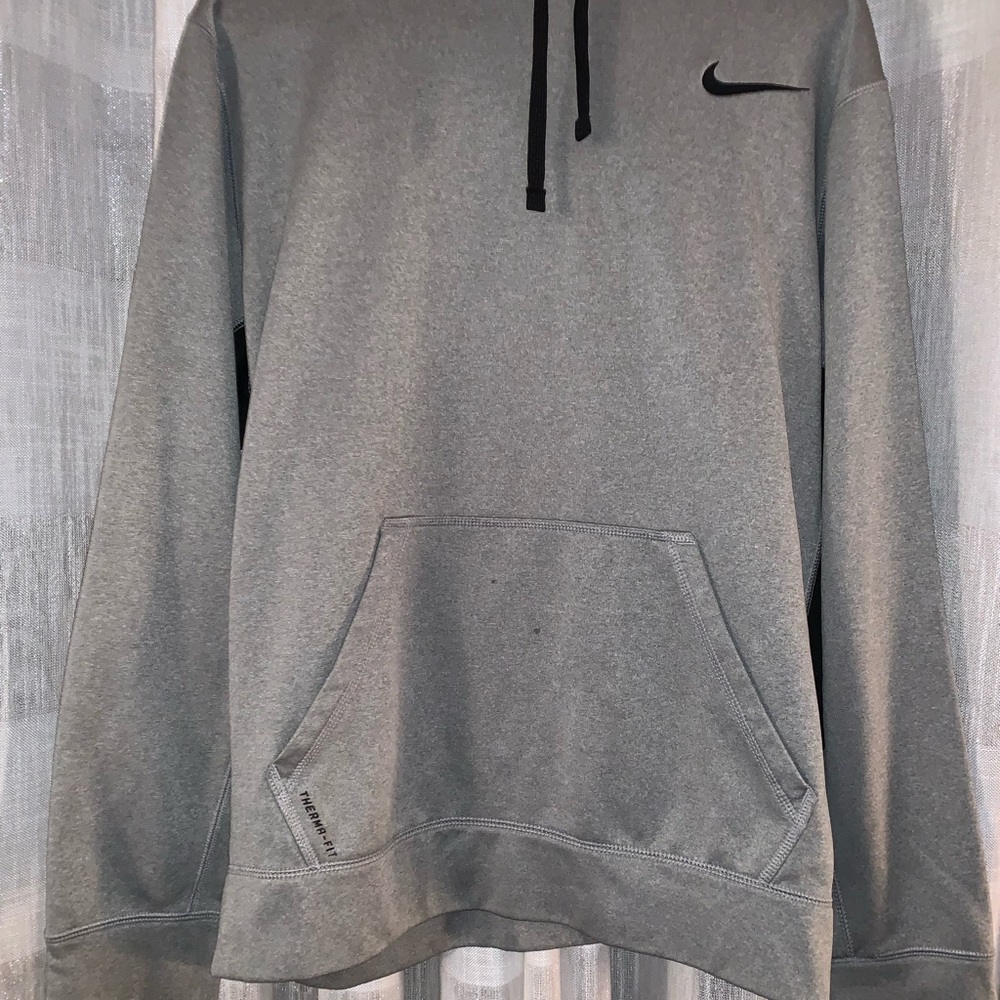 Nike thermafit sweatshirt